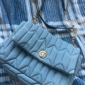Elegant Blue Quilted Chain Shoulder Bag